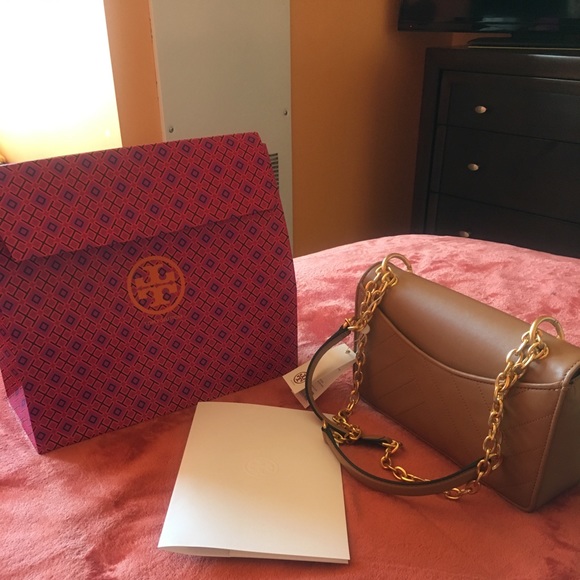 tory burch aged vachetta